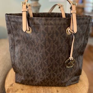 Brown Michael Kors Tote